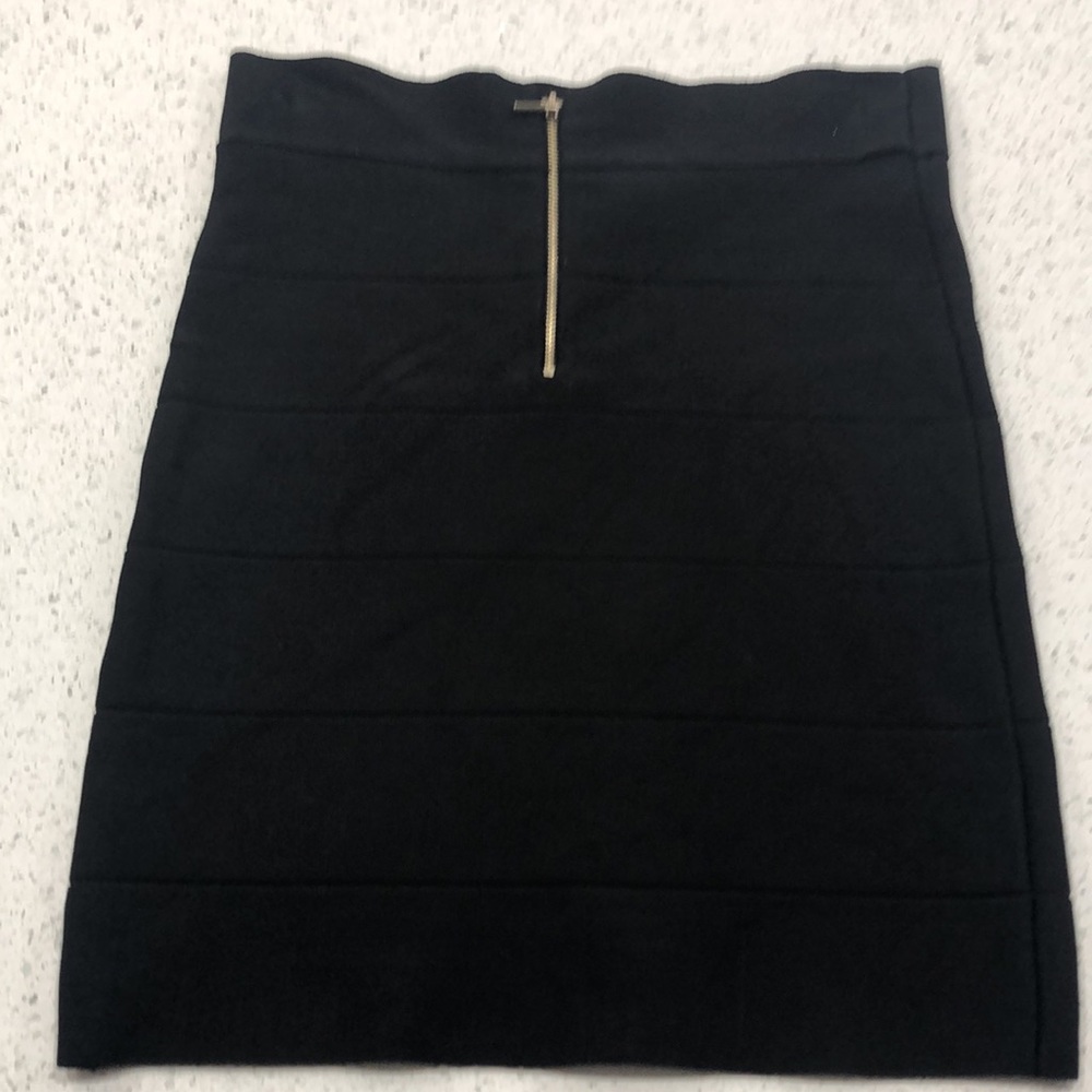 Skirt - Picture 2 of 6